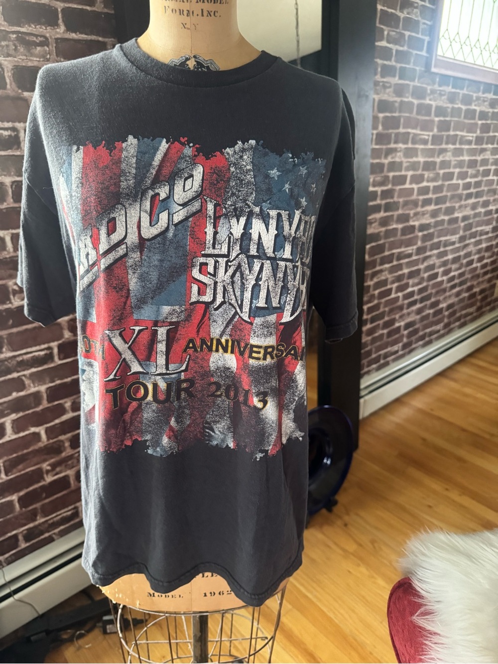 Lynyrd Skynyrd Bad Company
40th Anniversary Tour 2013 T-Shirt